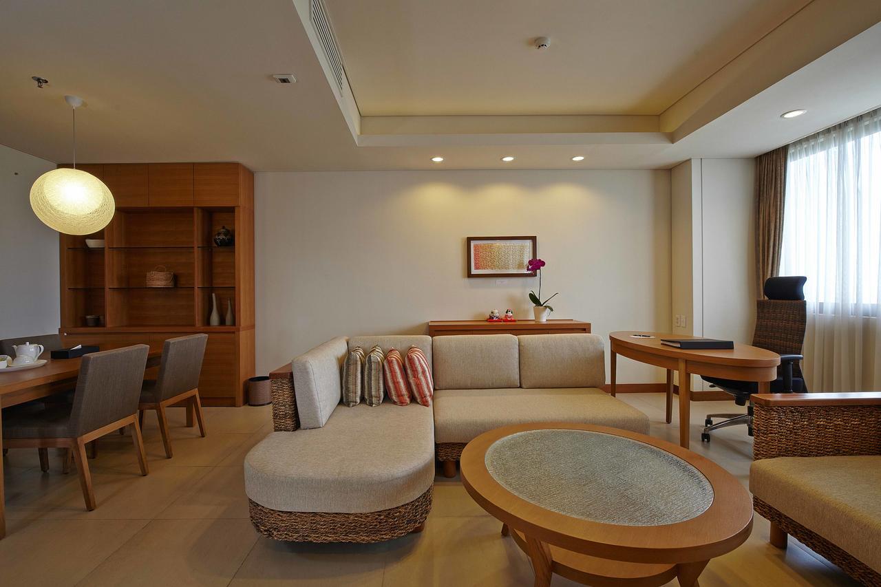 Axia South Cikarang Service Apartment Bagian luar foto