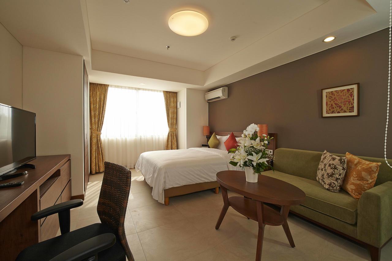 Axia South Cikarang Service Apartment Bagian luar foto