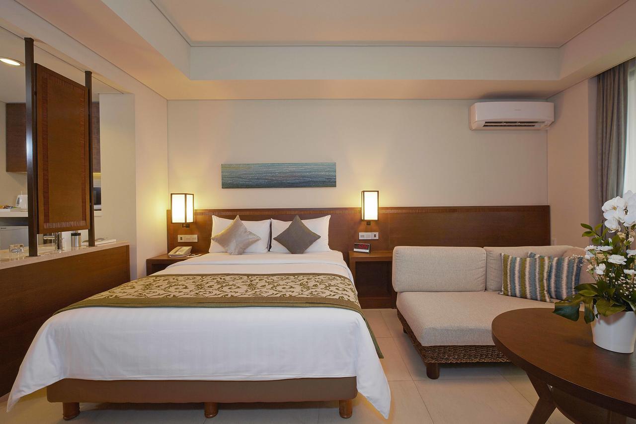 Axia South Cikarang Service Apartment Bagian luar foto