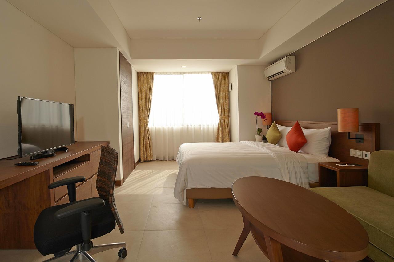 Axia South Cikarang Service Apartment Bagian luar foto