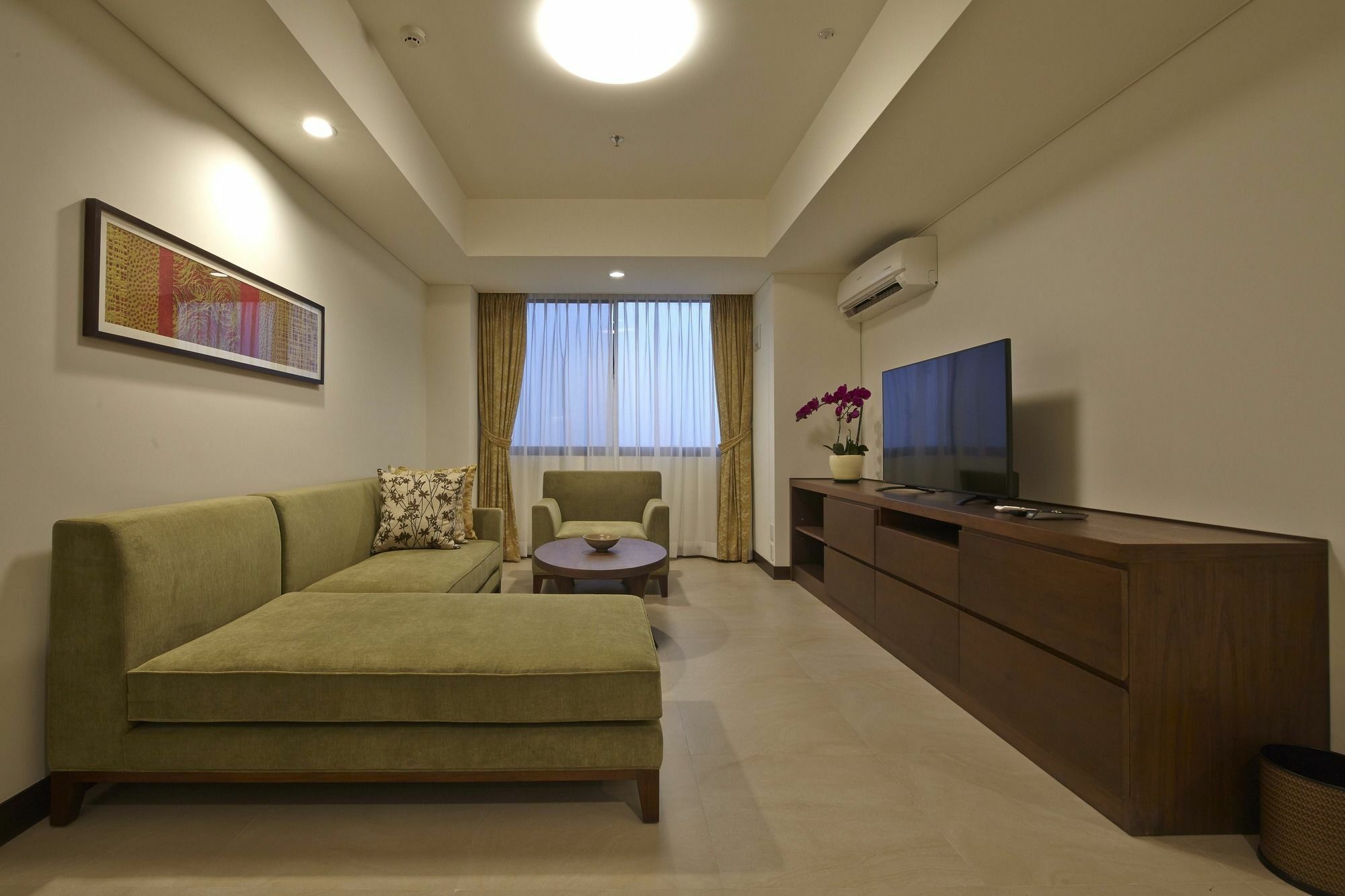 Axia South Cikarang Service Apartment Bagian luar foto