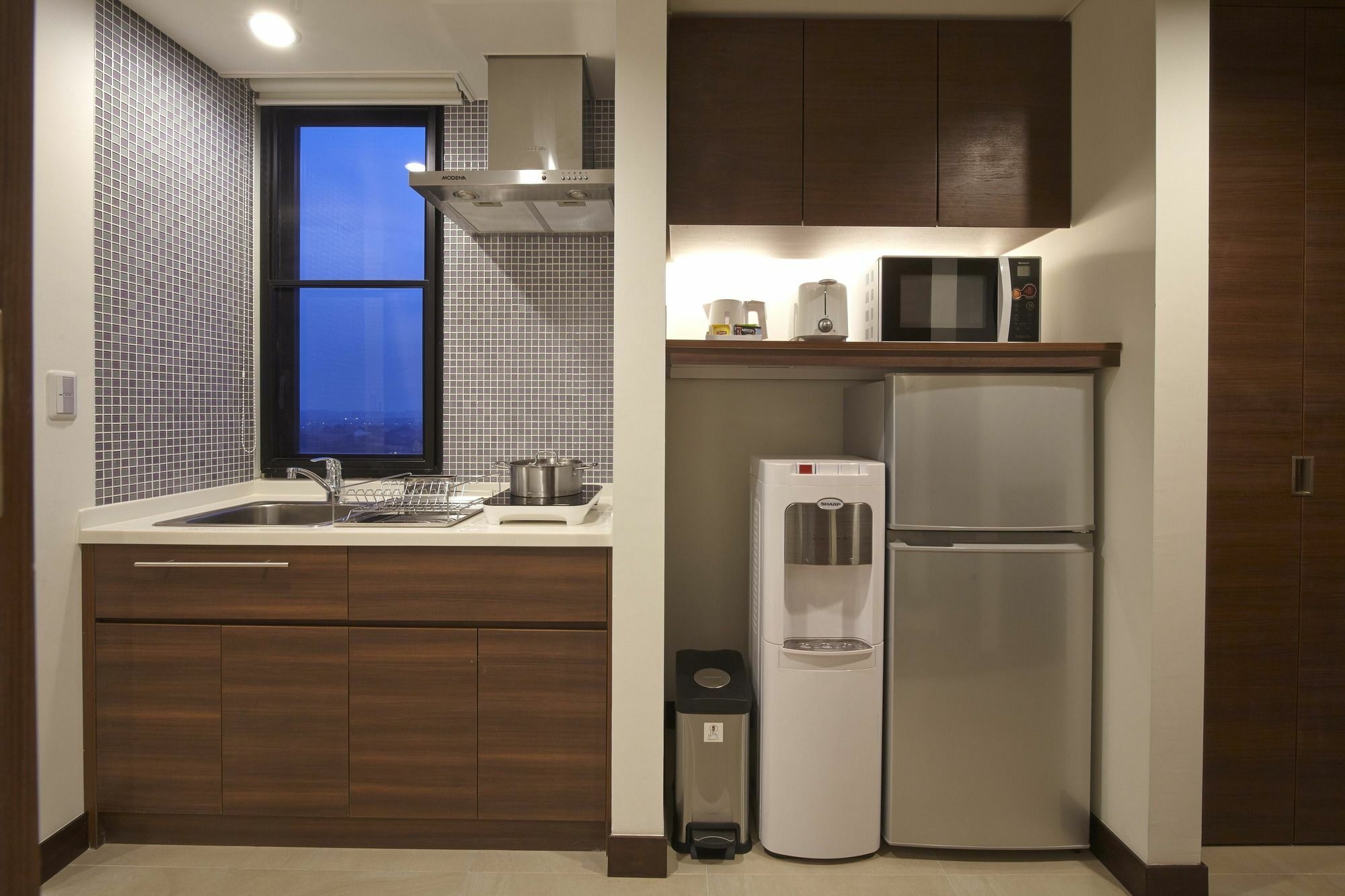 Axia South Cikarang Service Apartment Bagian luar foto